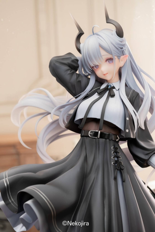 Descubre el apasionante mundo de Estatua Fantasias Thea-chan Aprendiz de Súcubo Versión Traje Normal.