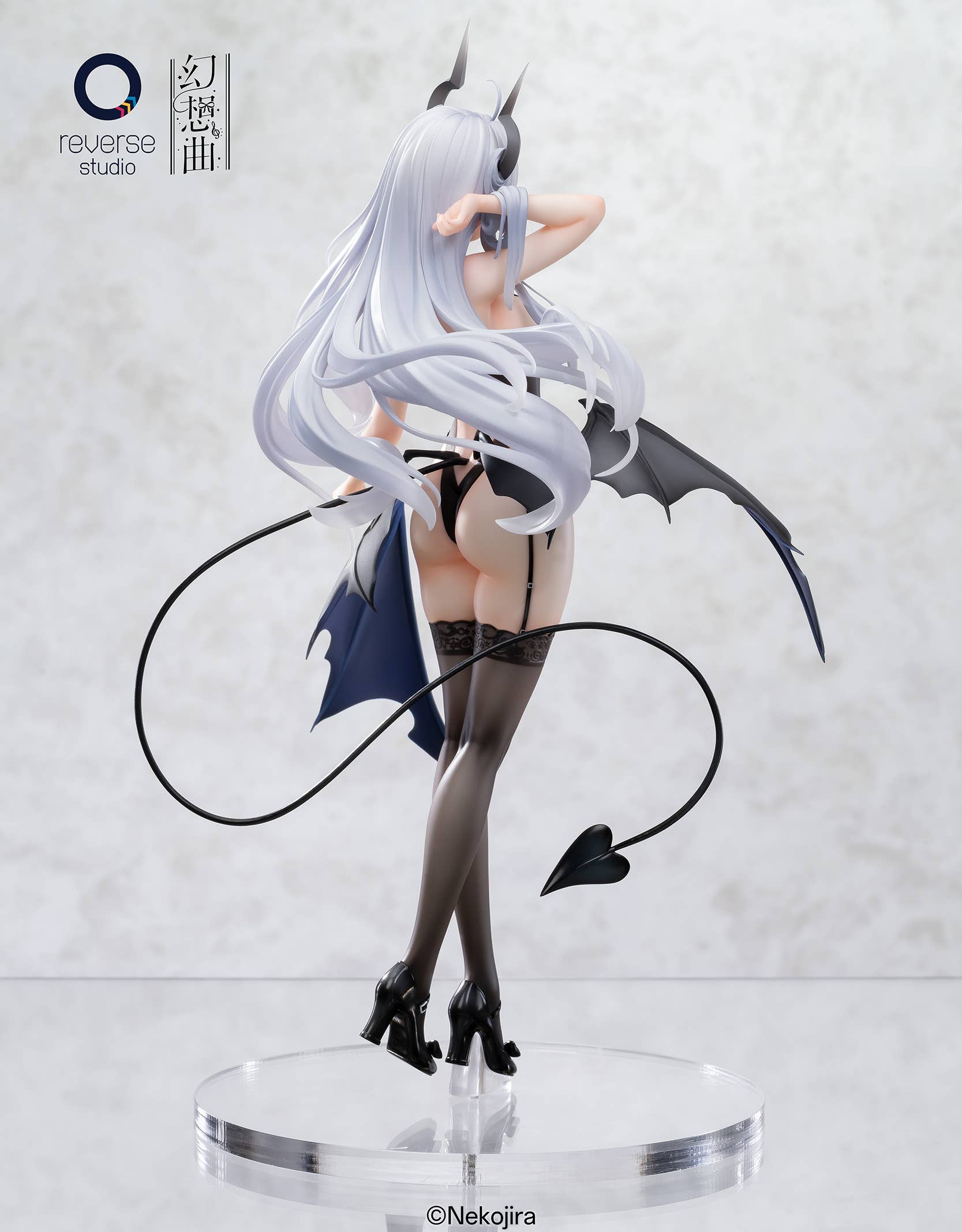 Descubre el apasionante mundo de Estatua Fantasias Thea-chan Aprendiz de Súcubo Set Completo.