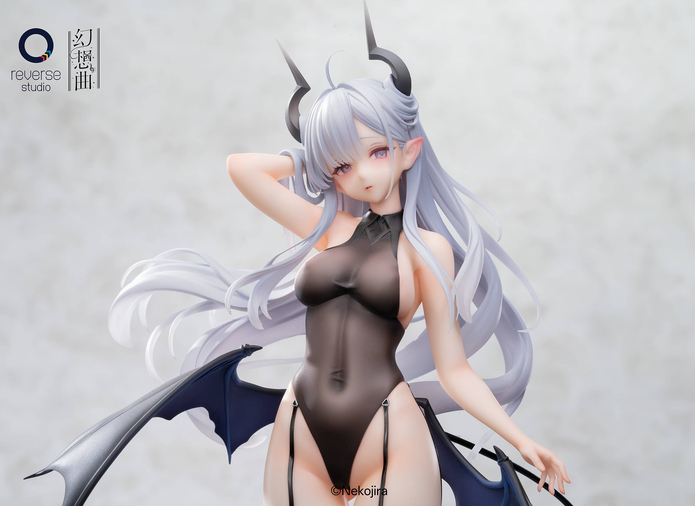 Descubre el apasionante mundo de Estatua Fantasias Thea-chan Aprendiz de Súcubo Set Completo.