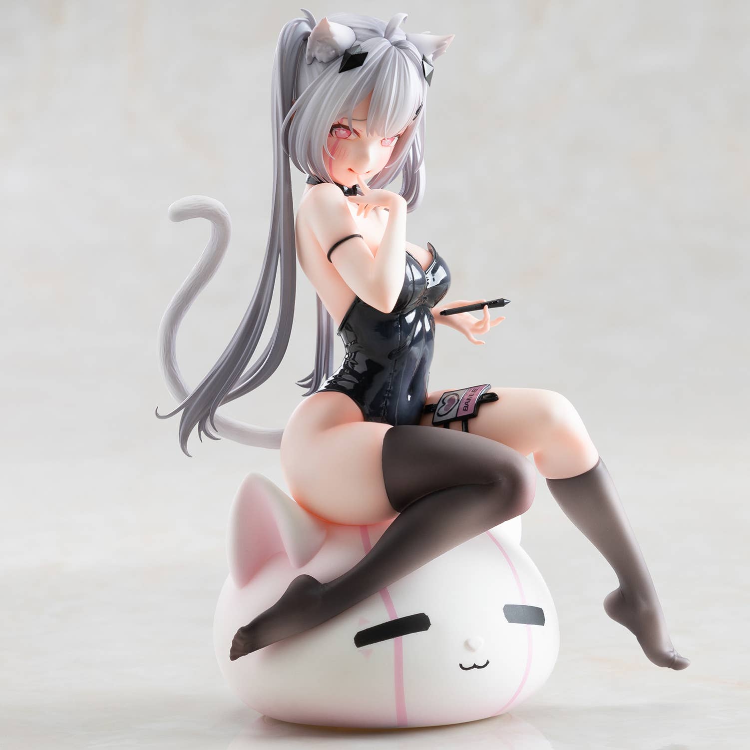 Descubre el apasionante mundo de Figura BANLE001 Original Character Cat Bunny Edition.