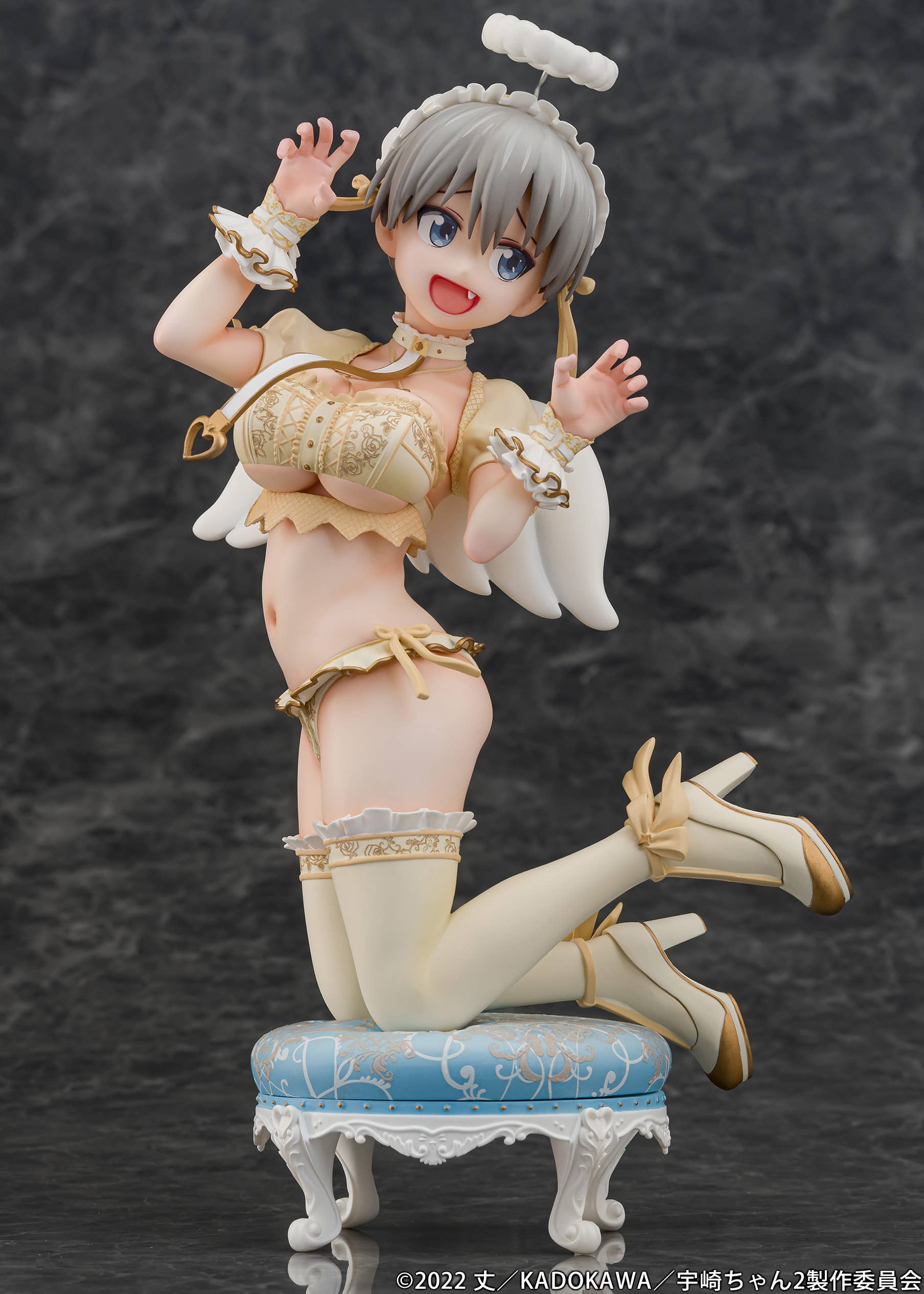 Descubre el apasionante mundo de Figura Uzaki-chan Hana Uzaki Angel.