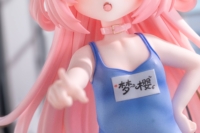 Descubre el apasionante mundo de Figura Yumezakura Original Character Swimsuit Classroom Scene.