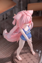 Descubre el apasionante mundo de Figura Yumezakura Original Character Swimsuit Classroom Scene.