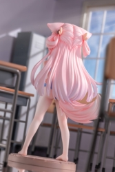 Descubre el apasionante mundo de Figura Yumezakura Original Character Swimsuit Classroom Scene.