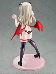Descubre el apasionante mundo de Figura Illyasviel von Einzbern Fate/kaleid liner Prisma Illya Licht Nameless Girl Sweet Devil Edition.