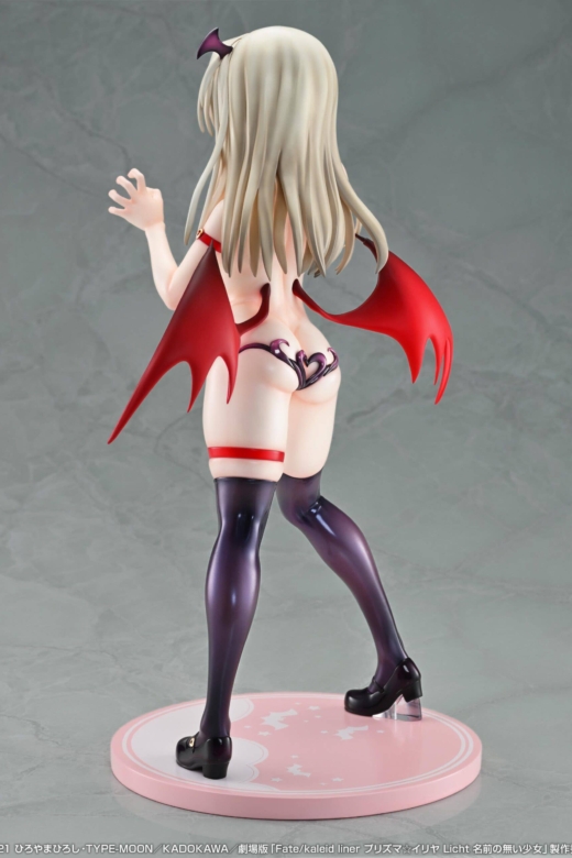 Descubre el apasionante mundo de Figura Illyasviel von Einzbern Fate/kaleid liner Prisma Illya Licht Nameless Girl Sweet Devil Edition.